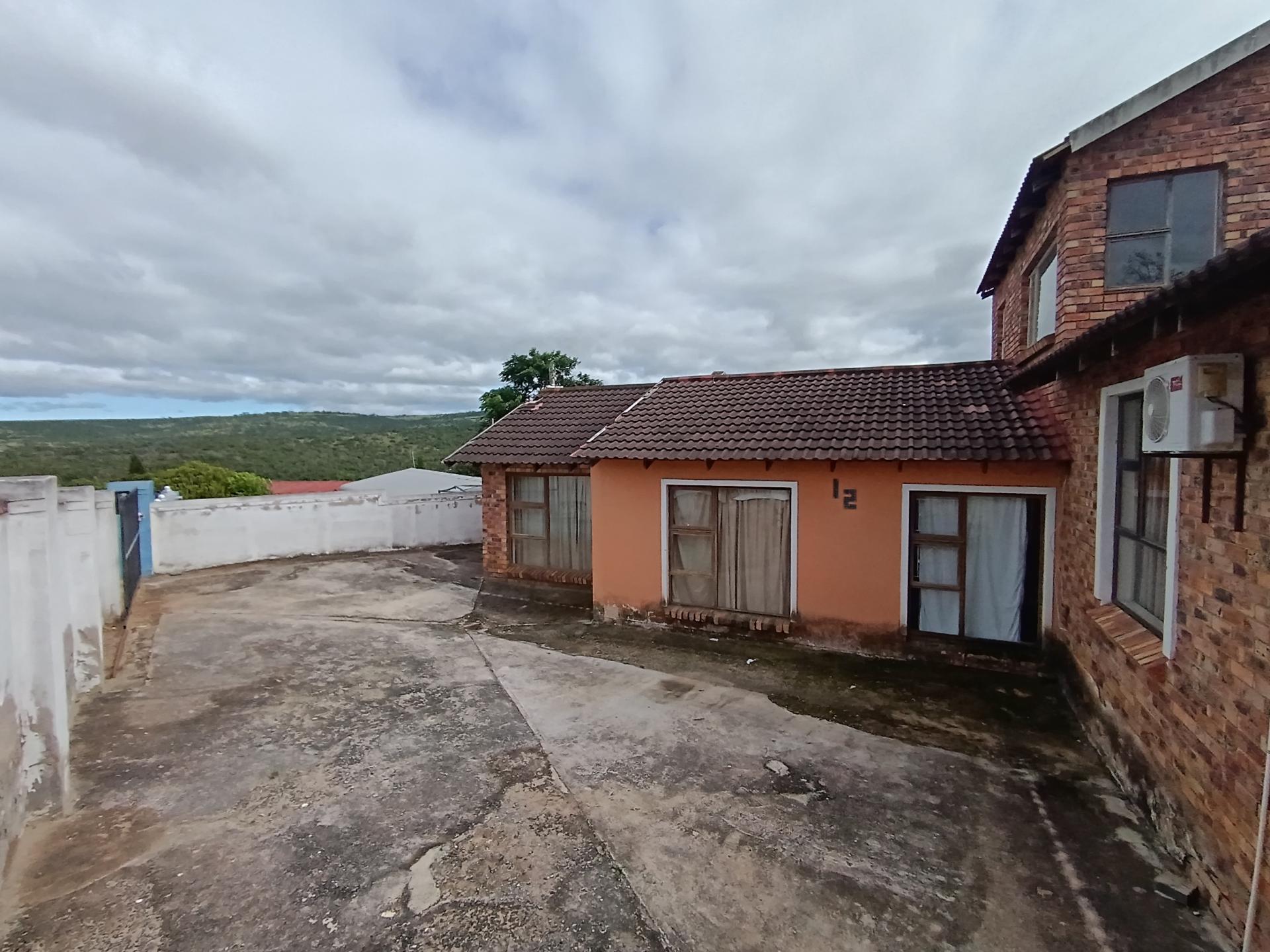 Front View of property in Breidbach
