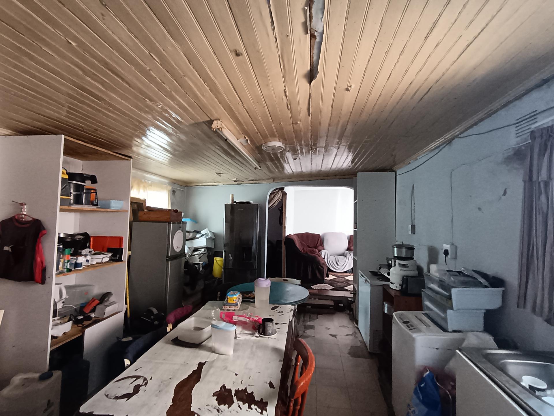 Kitchen of property in Breidbach