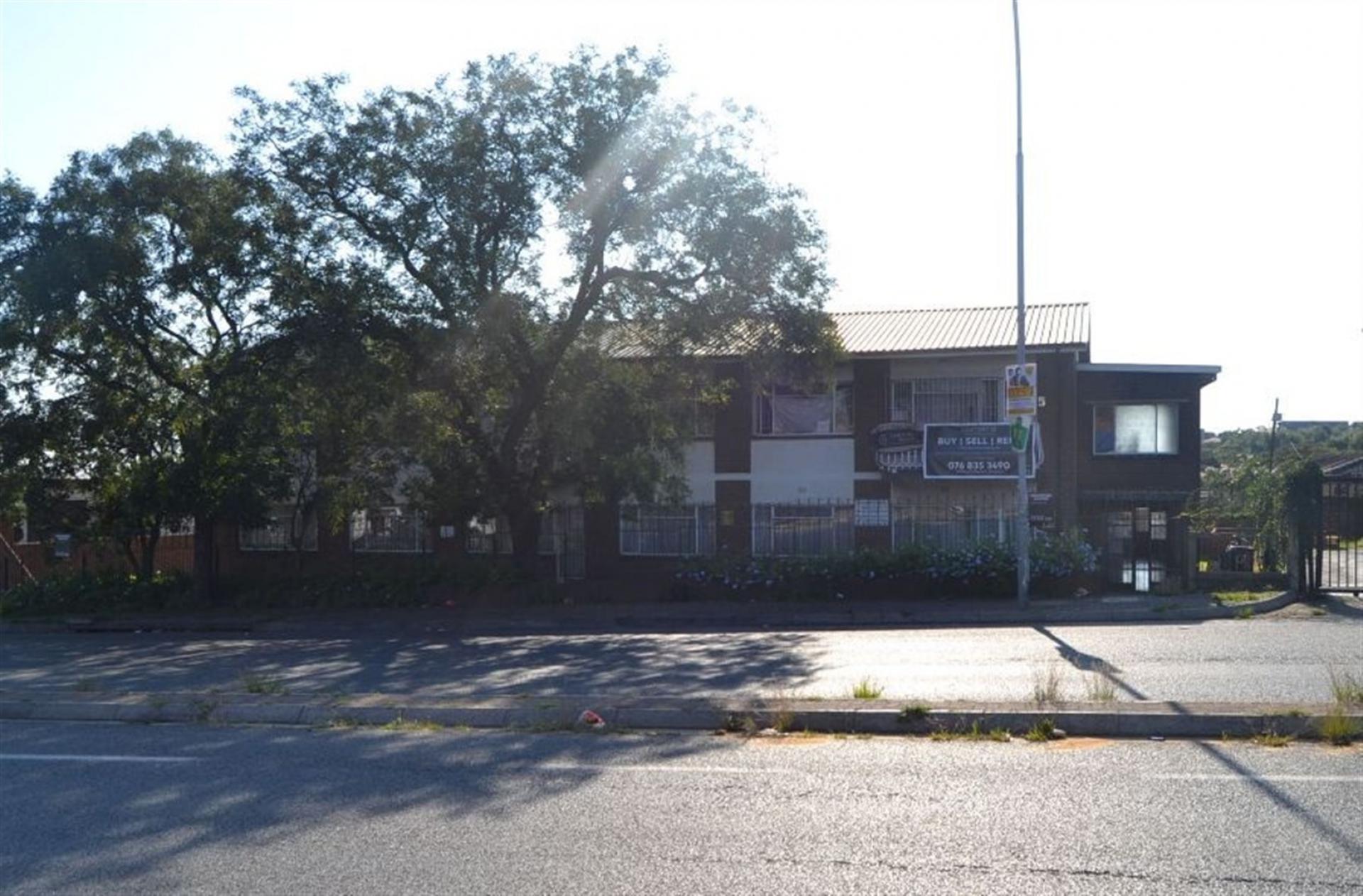 Front View of property in Rosettenville