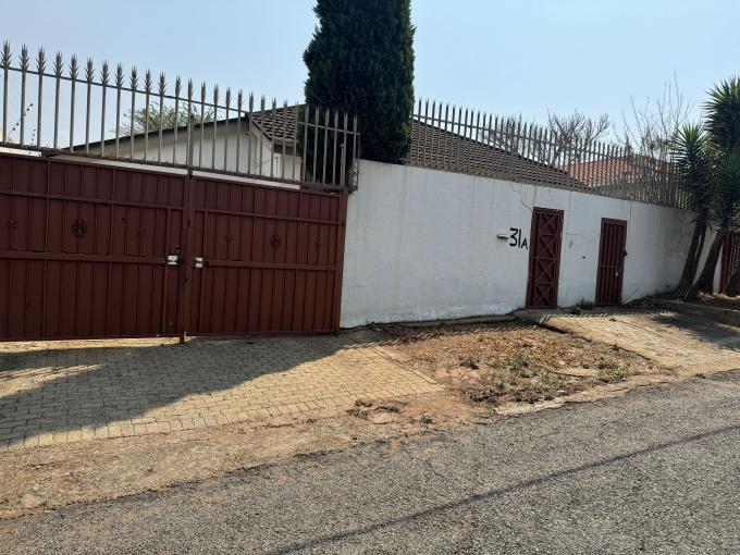 3 Bedroom House for Sale For Sale in Westdene (JHB) - MR651396