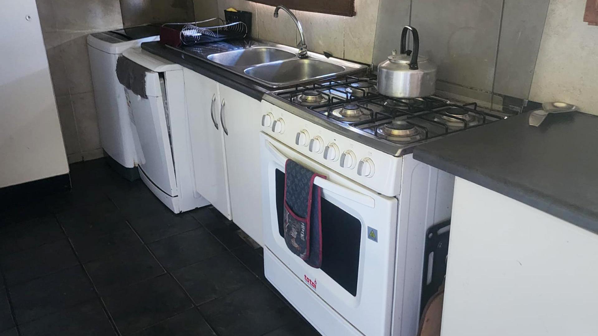 Kitchen of property in Vaalpark