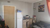 Kitchen of property in Pioneer Park