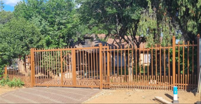 Standard Bank SIE Sale In Execution 3 Bedroom House for Sale in Fauna - MR651421