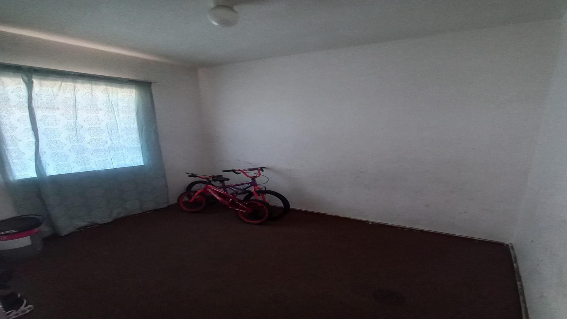 Bed Room 2 of property in Cotswold