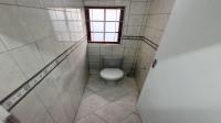 Bathroom 2 of property in Lotus Park