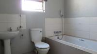 Bathroom 1 - 6 square meters of property in Elandshaven