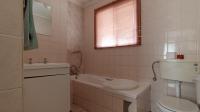 Main Bathroom - 6 square meters of property in Georginia