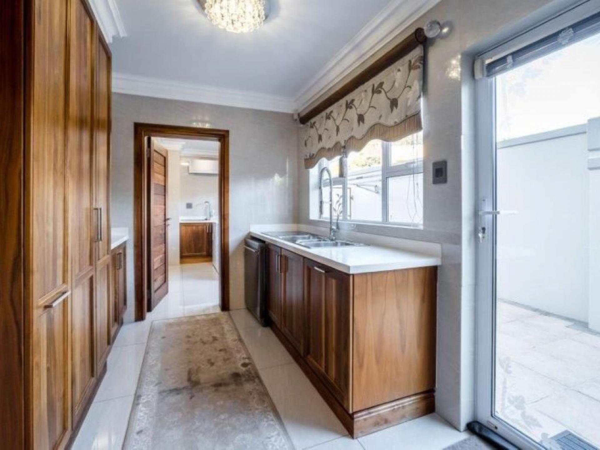  of property in Kloof 