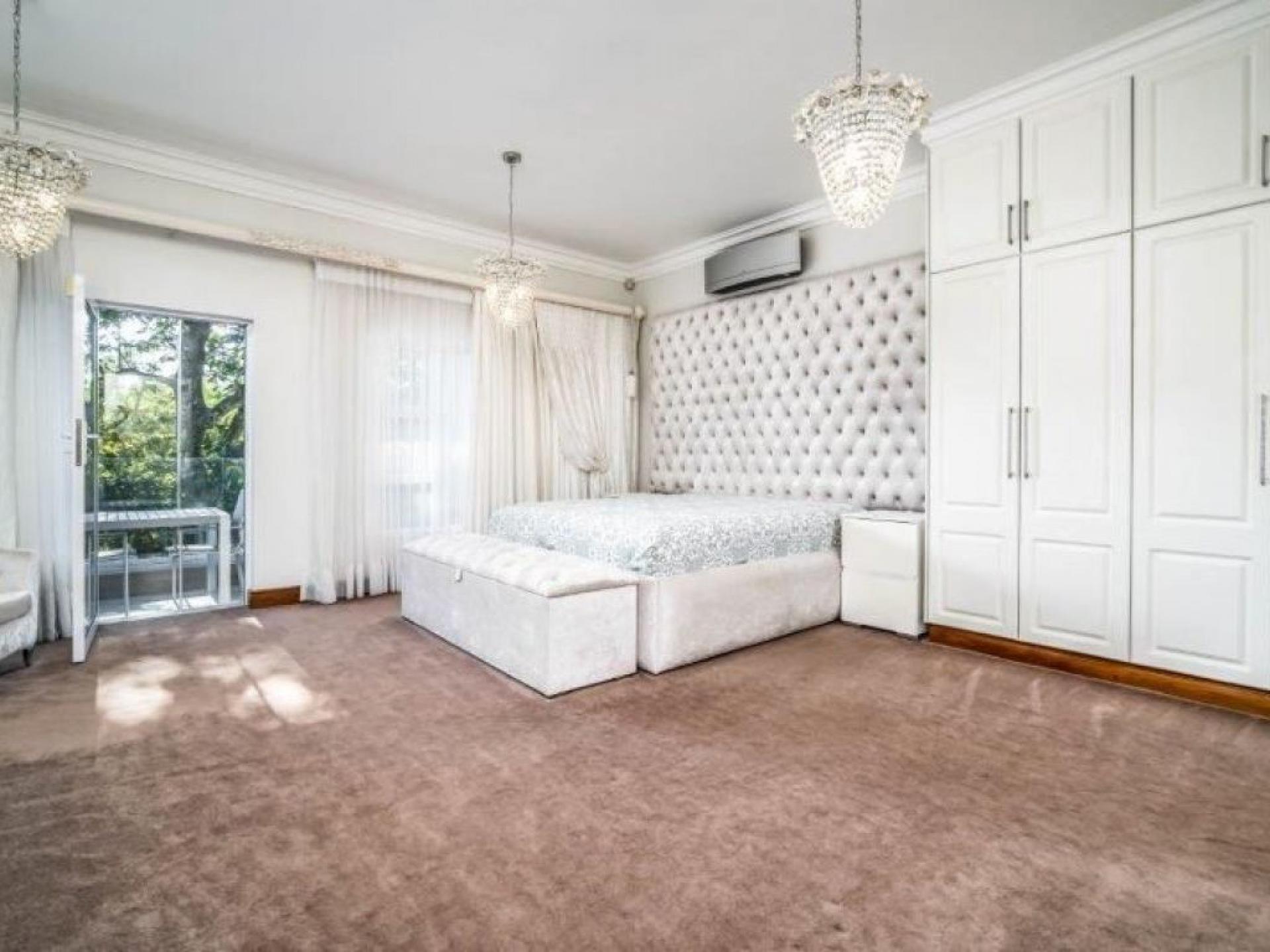  of property in Kloof 