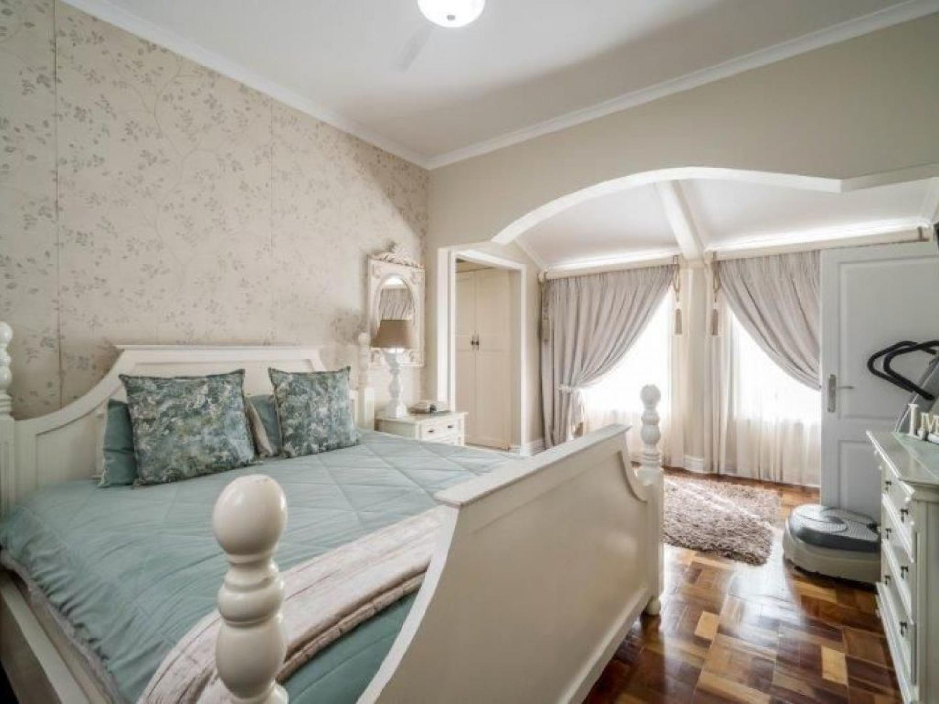  of property in Kloof 