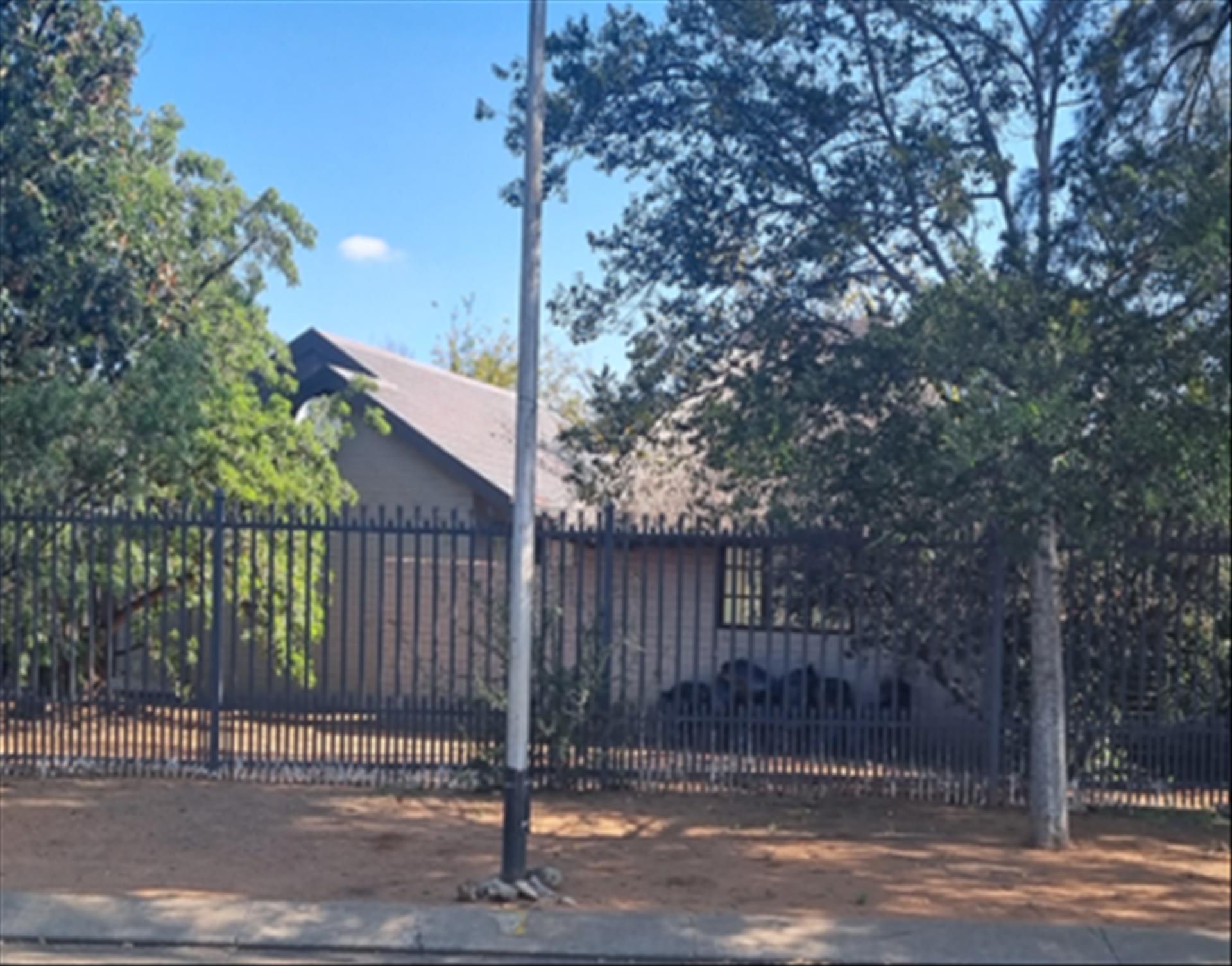 Front View of property in Fauna