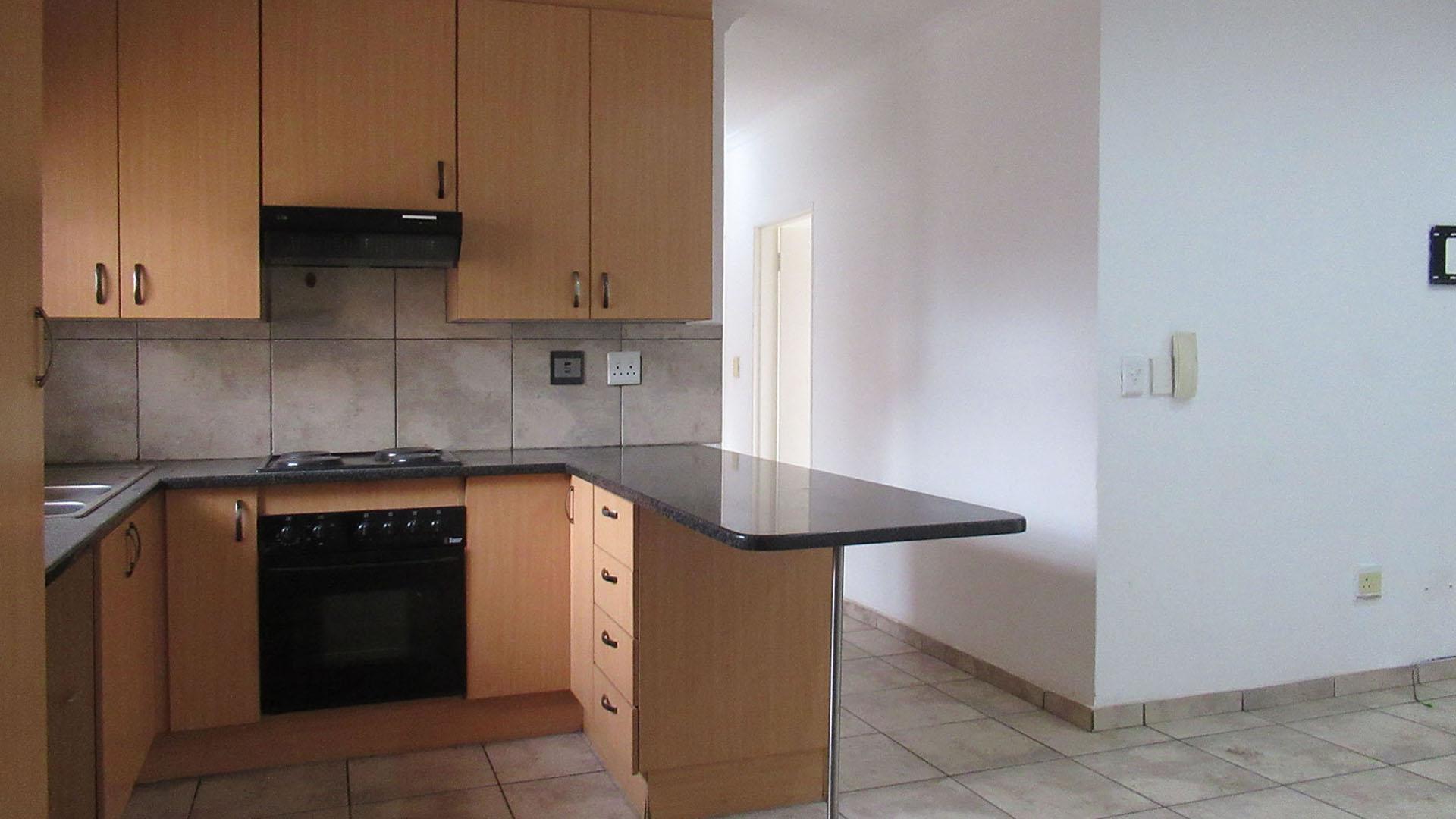 Kitchen - 20 square meters of property in Greenhills