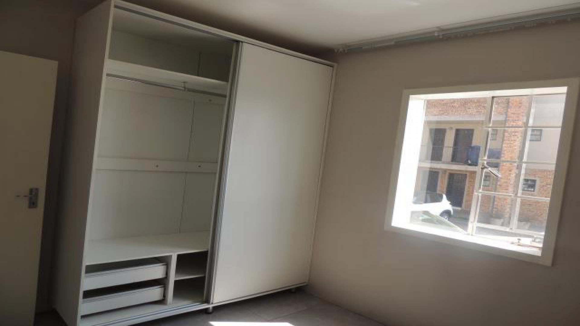 Bed Room 1 - 10 square meters of property in South Hills