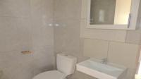 Bathroom 1 - 5 square meters of property in South Hills