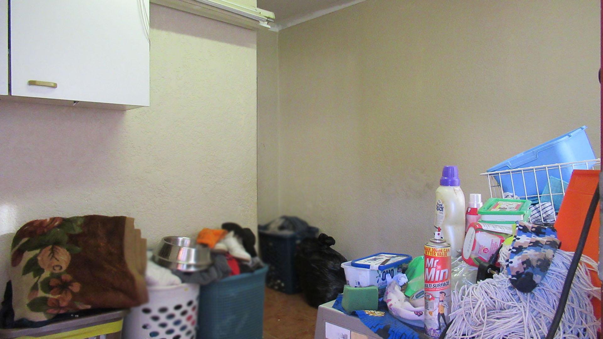 Rooms - 18 square meters of property in Oaklands - JHB