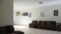 Spaces - 28 square meters of property in Oaklands - JHB