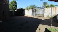Spaces - 28 square meters of property in Oaklands - JHB