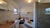 Bathroom 2 of property in The Reeds
