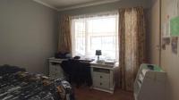 Bed Room 1 - 11 square meters of property in The Reeds