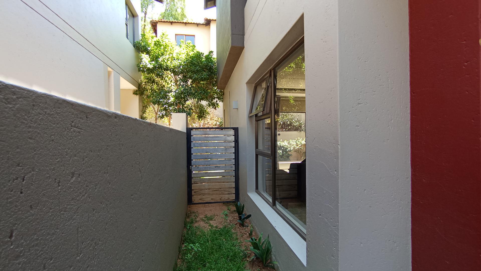 Front View of property in Witkoppen