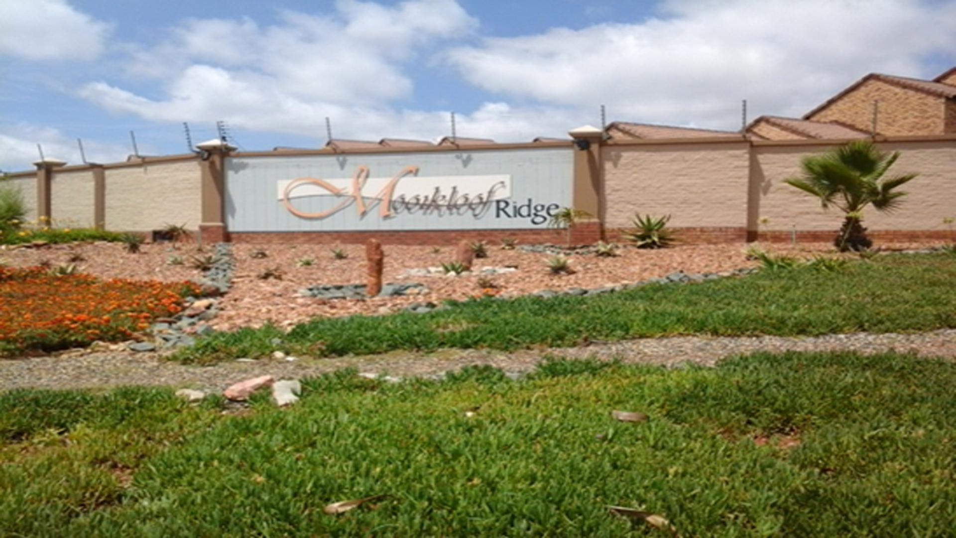 Front View of property in Mooikloof Ridge