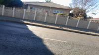 Front View of property in Primrose