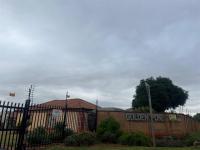 Front View of property in The Orchards