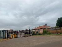 Front View of property in The Orchards