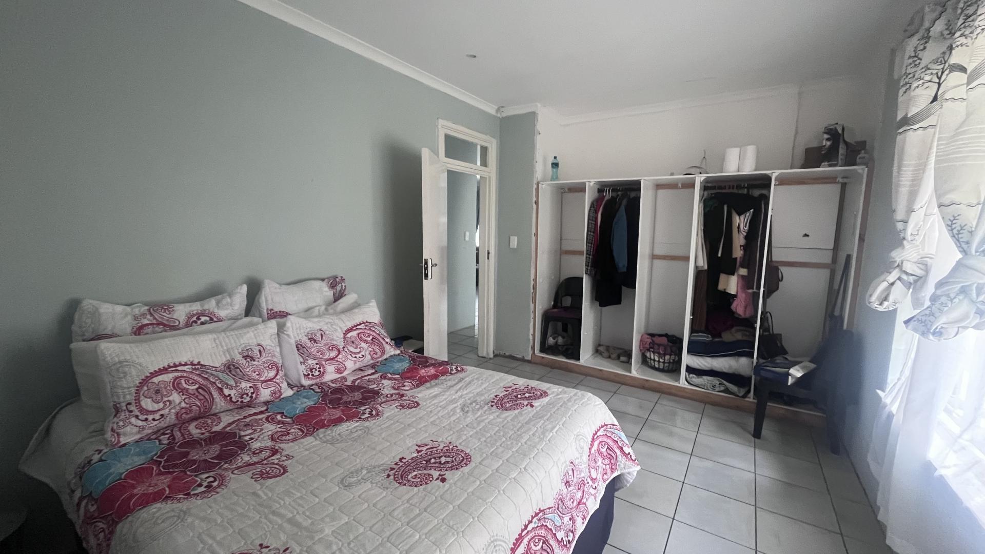 Bed Room 1 of property in The Wolds