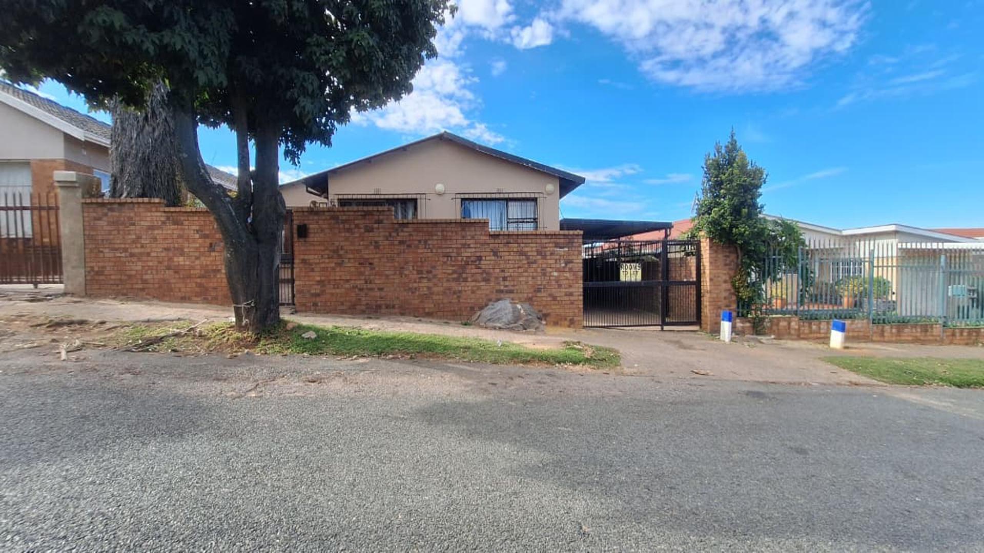 Front View of property in Sophiatown