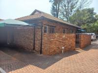 3 Bedroom 1 Bathroom Simplex for Sale for sale in Safarituine