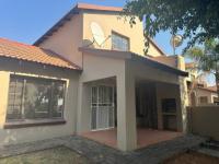 3 Bedroom 2 Bathroom Simplex to Rent for sale in Cashan