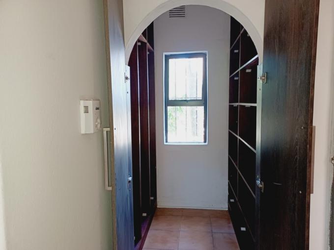 House for Sale For Sale in Shelly Beach MR652170 MyRoof