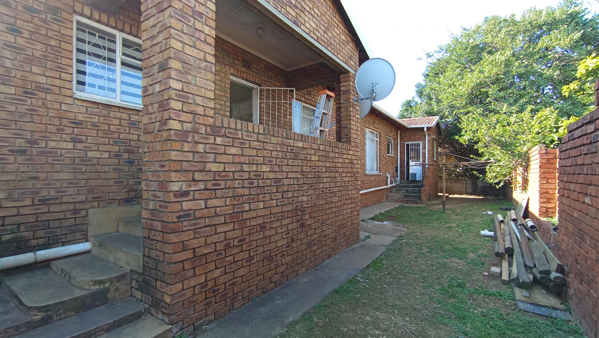 Backyard of property in Elsburg