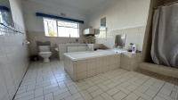 Bathroom 2 of property in Elsburg