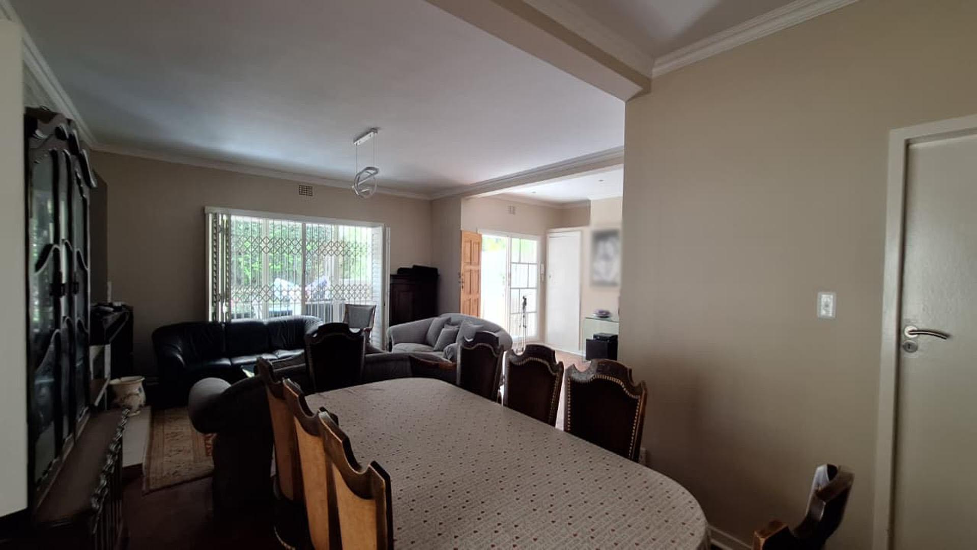 Dining Room - 10 square meters of property in Sydenham - JHB