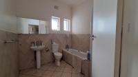 Bathroom 2 - 9 square meters of property in Sydenham - JHB