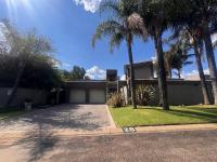 Front View of property in Sunward park