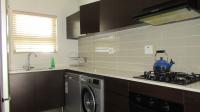 Kitchen - 11 square meters of property in Greenstone Hill