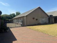 3 Bedroom 2 Bathroom House for Sale for sale in Del Judor