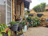3 Bedroom 2 Bathroom Simplex for Sale for sale in Safarituine