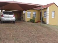 3 Bedroom 2 Bathroom Simplex for Sale for sale in Beacon Bay