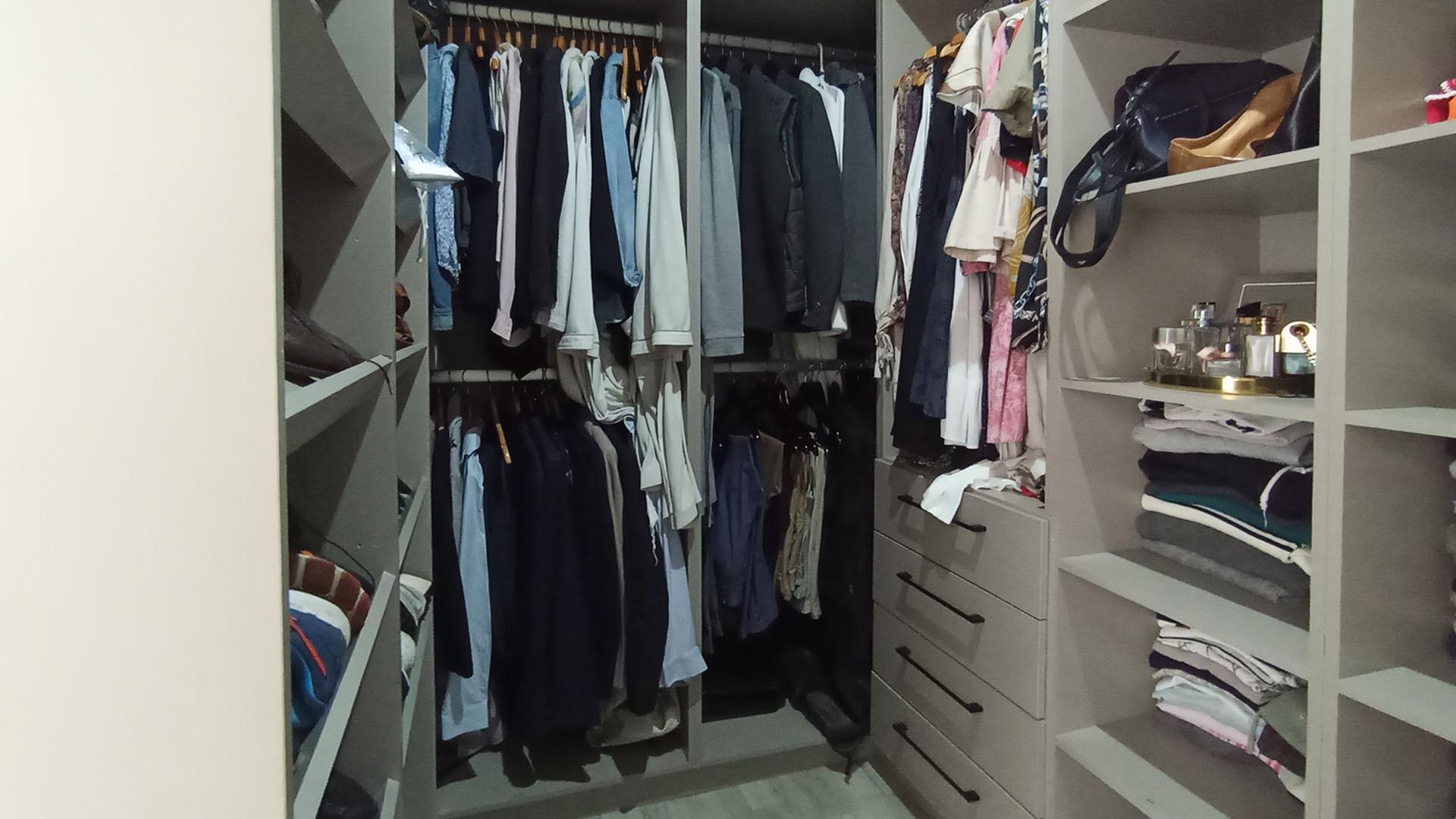 Main Bedroom - 30 square meters of property in Blue Valley Golf Estate