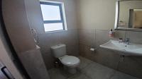 Bathroom 1 of property in Beacon Bay