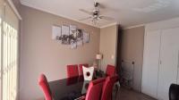 Dining Room - 15 square meters of property in Sundowner