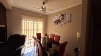 Dining Room - 15 square meters of property in Sundowner