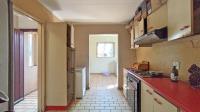 Kitchen - 10 square meters of property in Castlehill