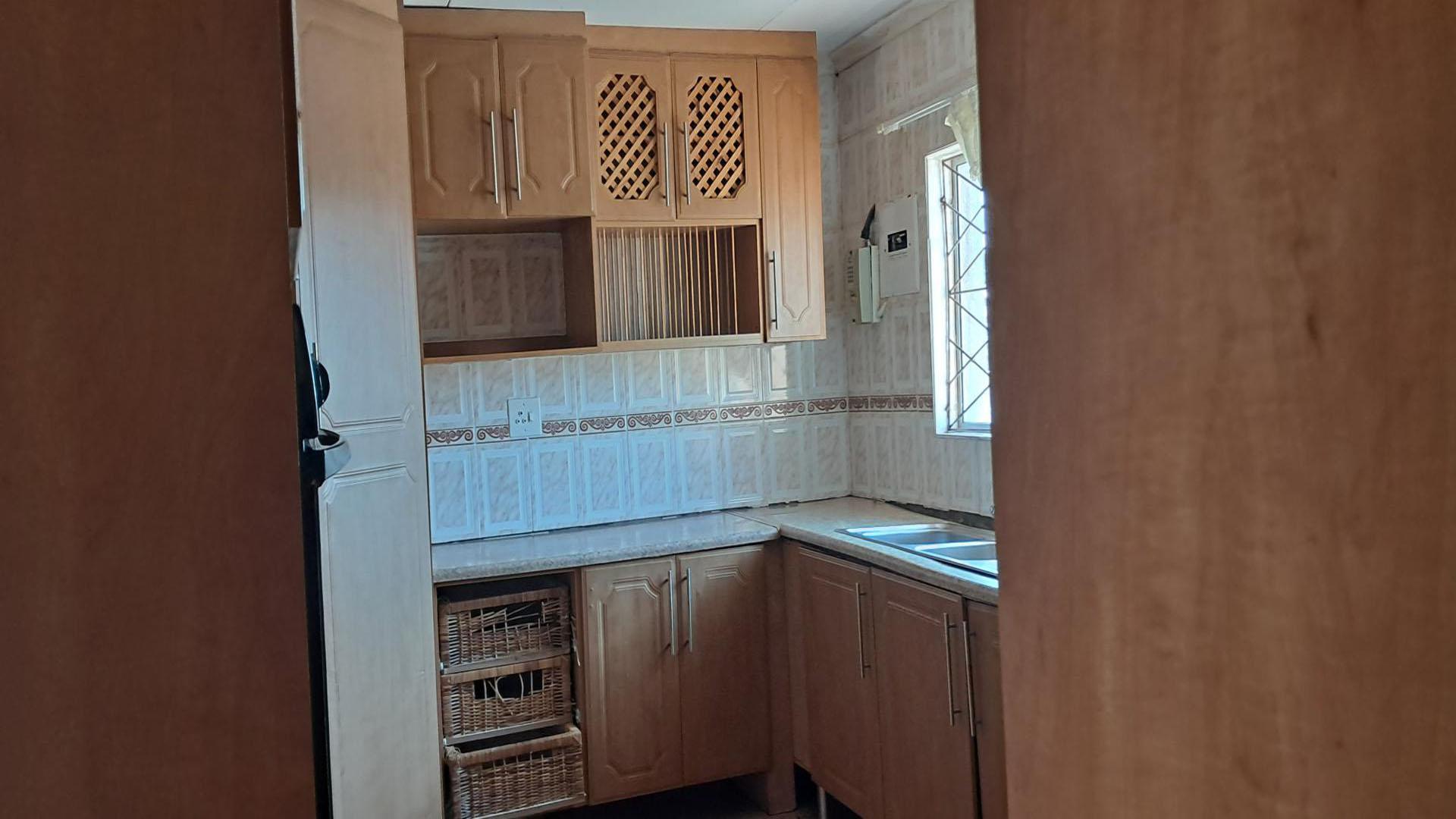 Scullery of property in Ginsberg