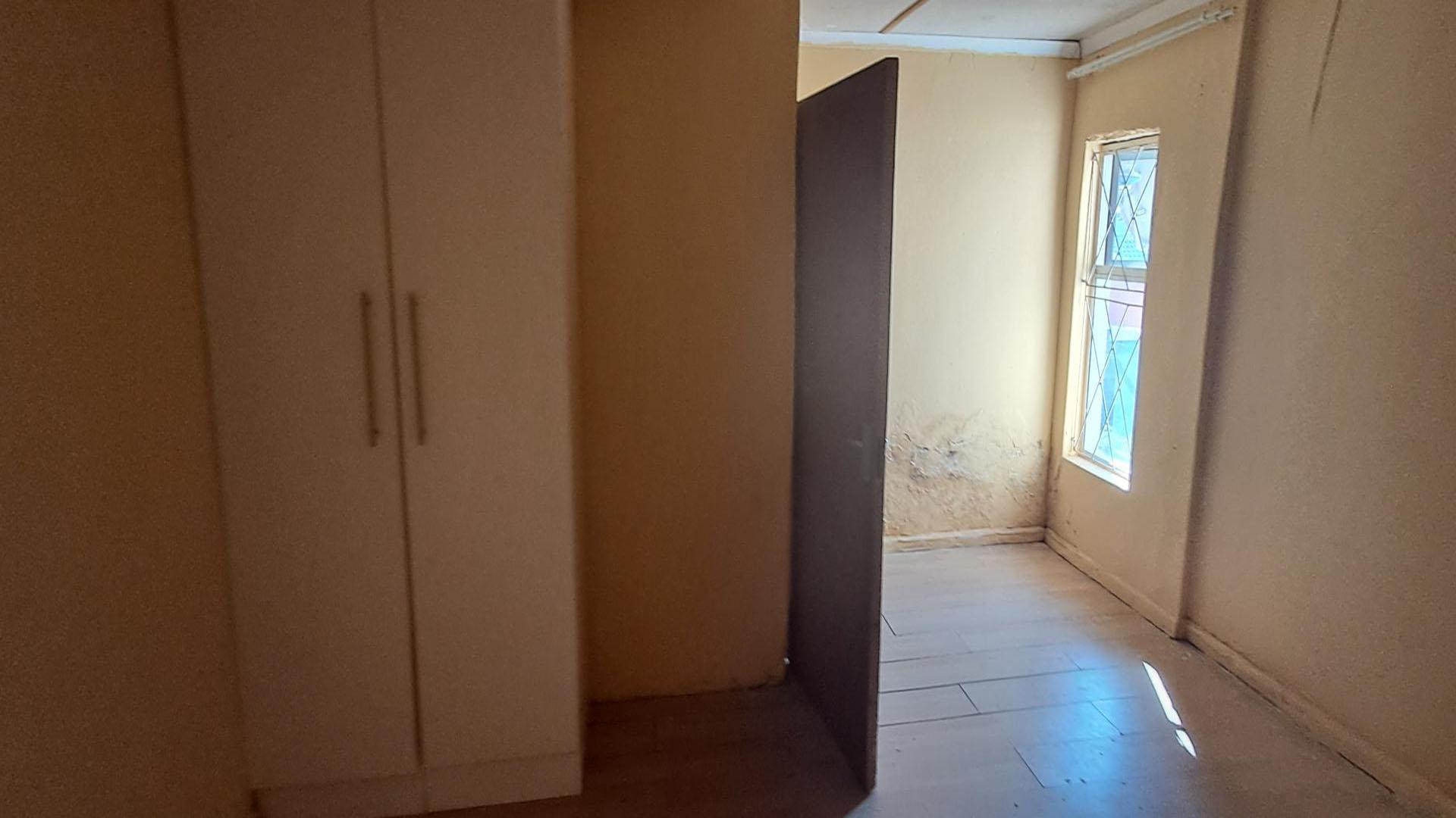 Bed Room 1 of property in Ginsberg