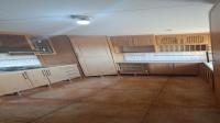 Kitchen of property in Ginsberg